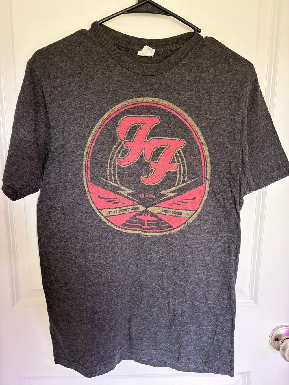 Foo Fighters Charcoal Gray Graphic Short Sleeve Tee